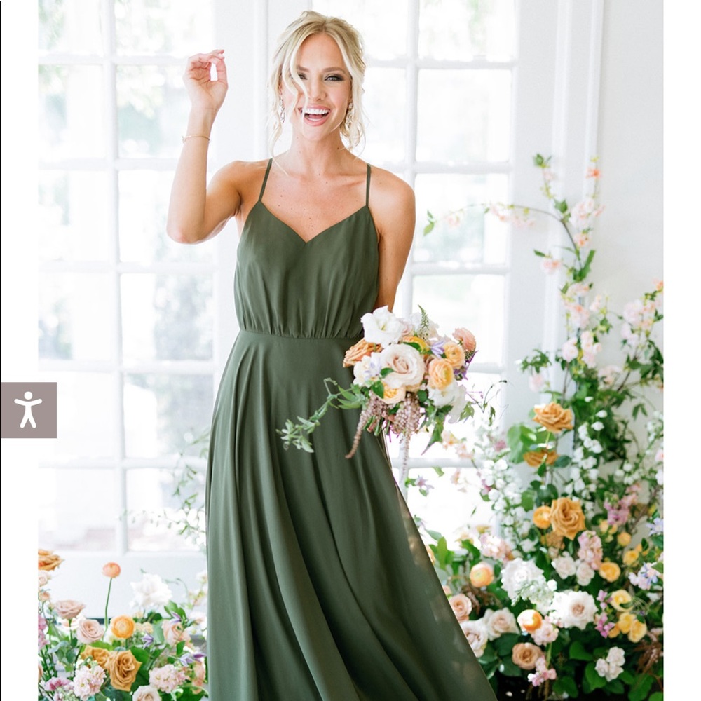 Beautiful NEVER worn chiffon dress!